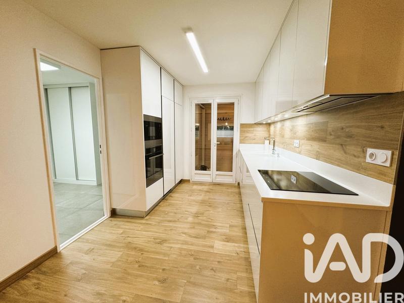 Maison - 102 m² - 6 pièces