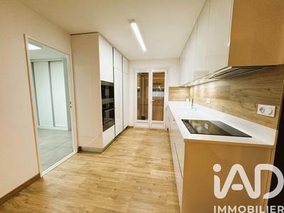 Maison - 102 m² - 5 pièces
