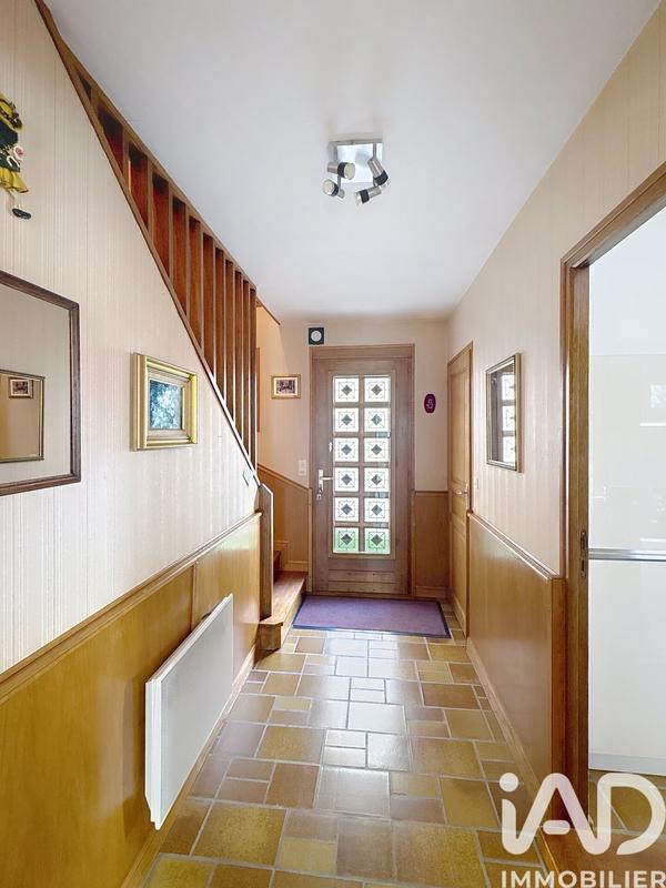 Maison - 140 m² - 8 pièces