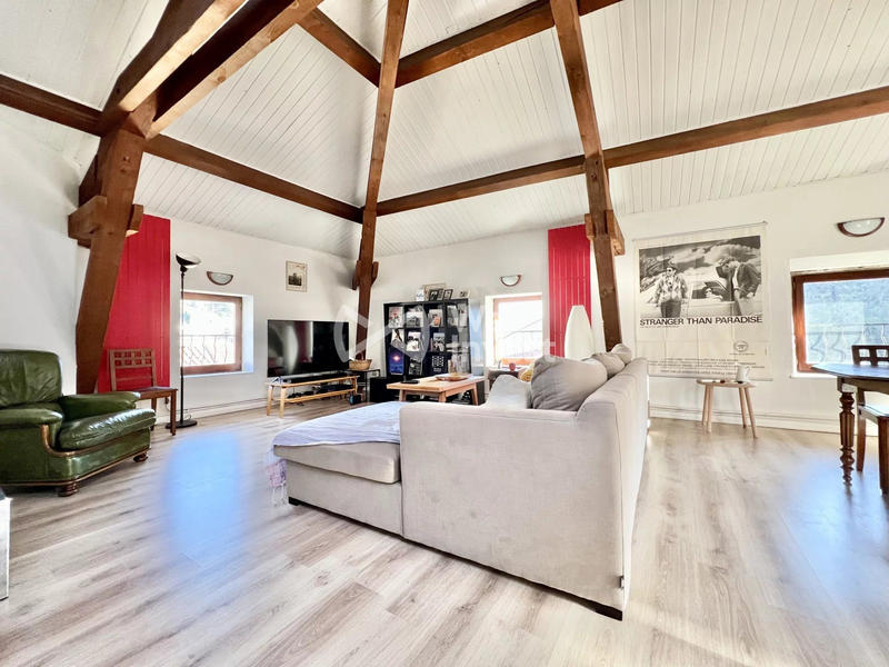 Appartement - 87 m² - 4 pièces