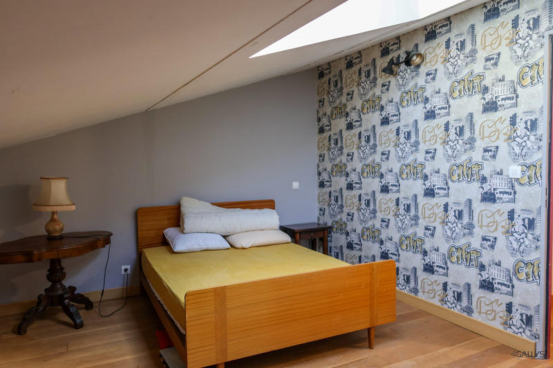 Maison ancienne - 540 m² - 9 pièces