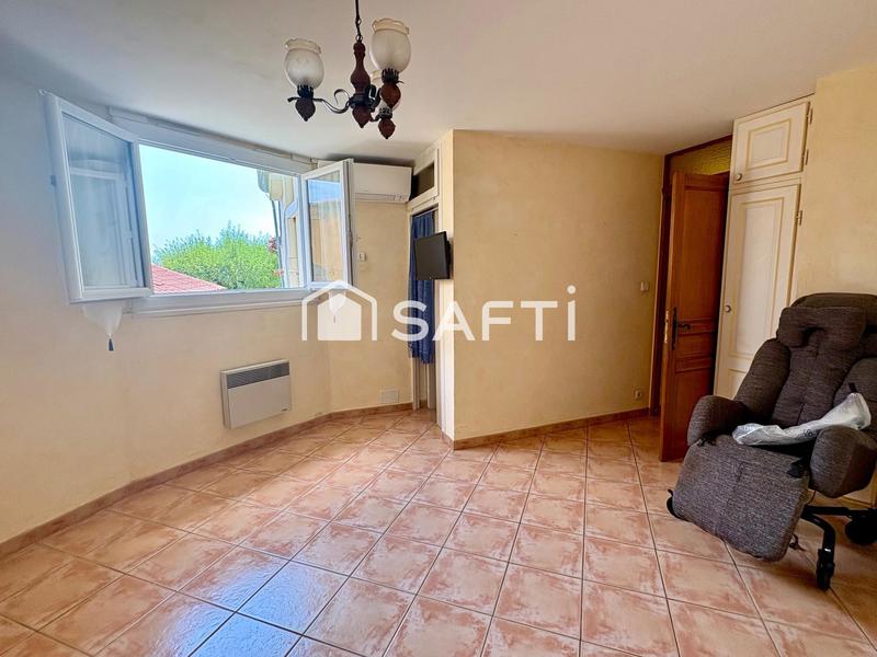 Maison - 97 m² - 5 pièces