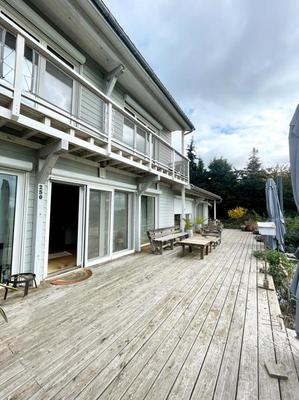 Maison - 207 m² - 4 pièces