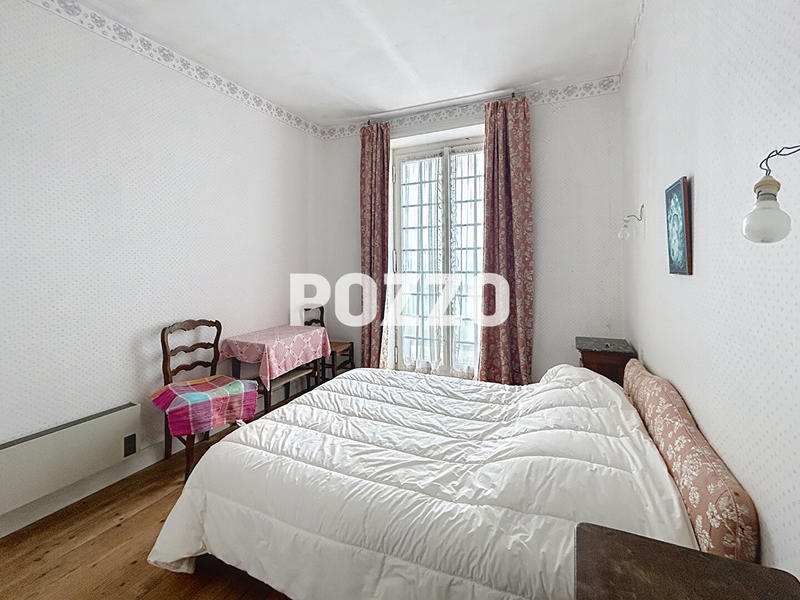 Maison - 145 m² - 8 pièces