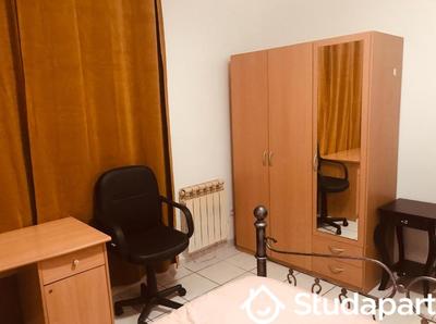 Chambre - 14 m² - 1 pièce