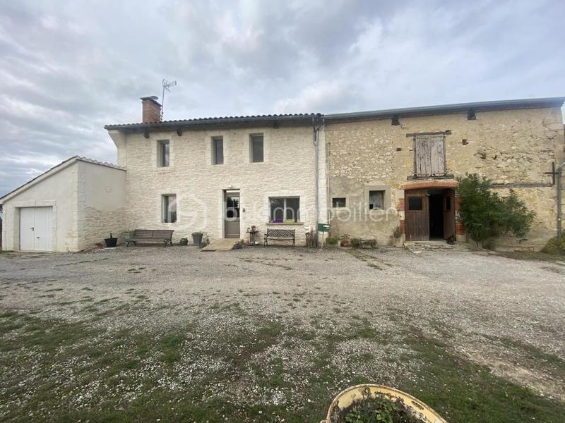 Corps de ferme - 145 m² - 5 pièces