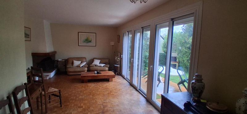 Maison - 91 m² - 5 pièces