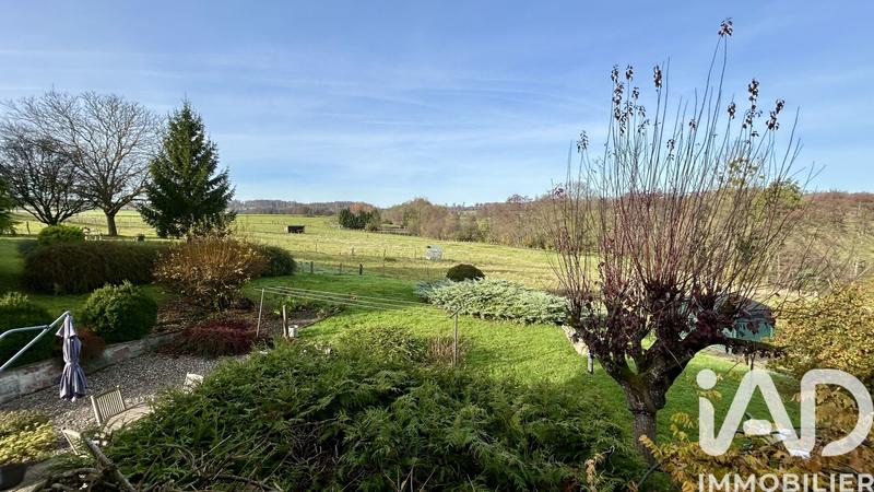 Maison - 141 m² - 8 pièces