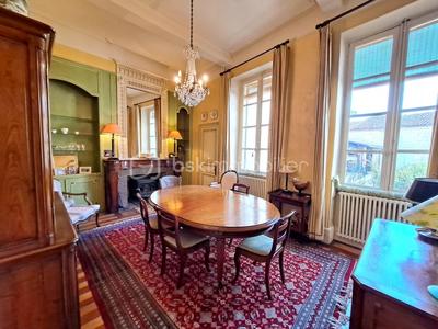 Maison de ville - 288 m² - 10 pièces