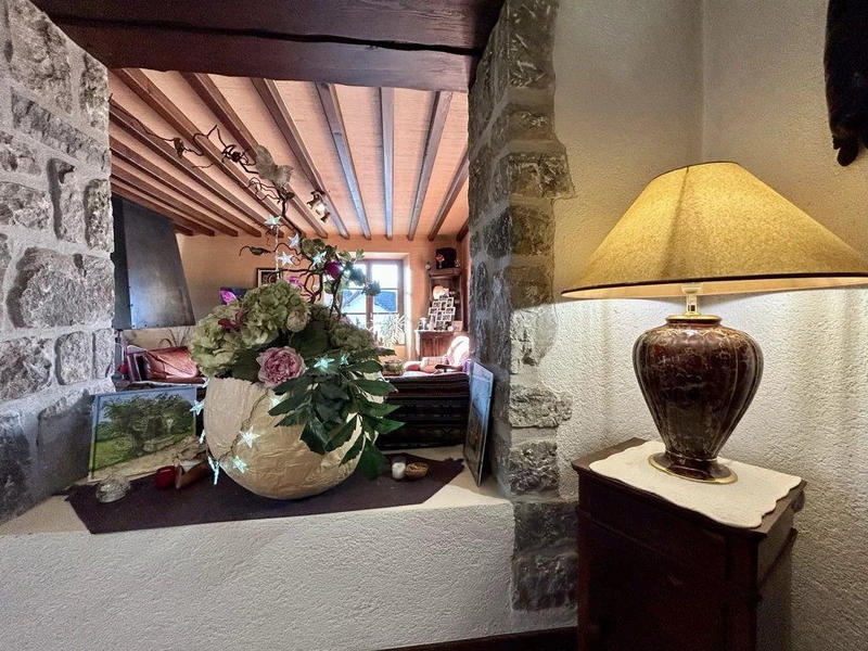 Maison - 204 m² - 6 pièces