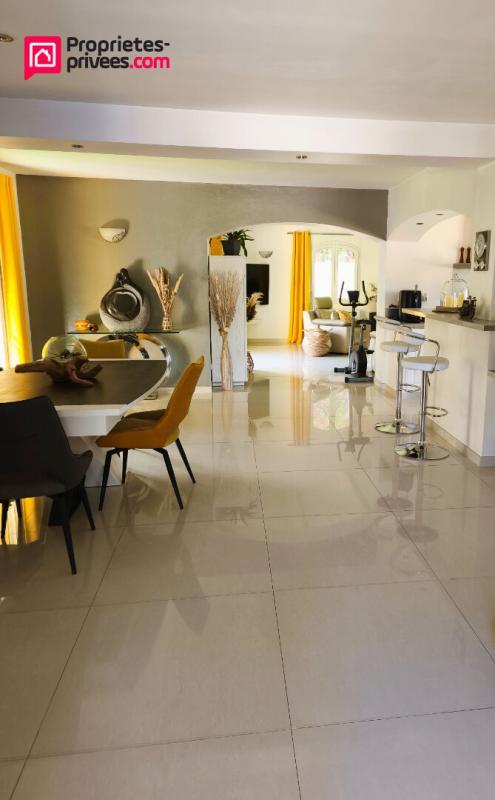 Maison - 158 m² - 6 pièces