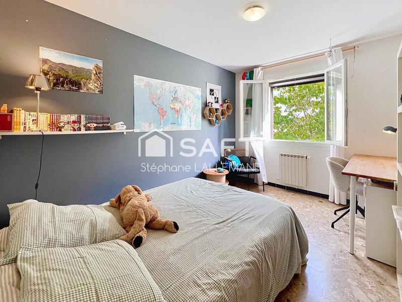 Maison - 220 m² - 7 pièces