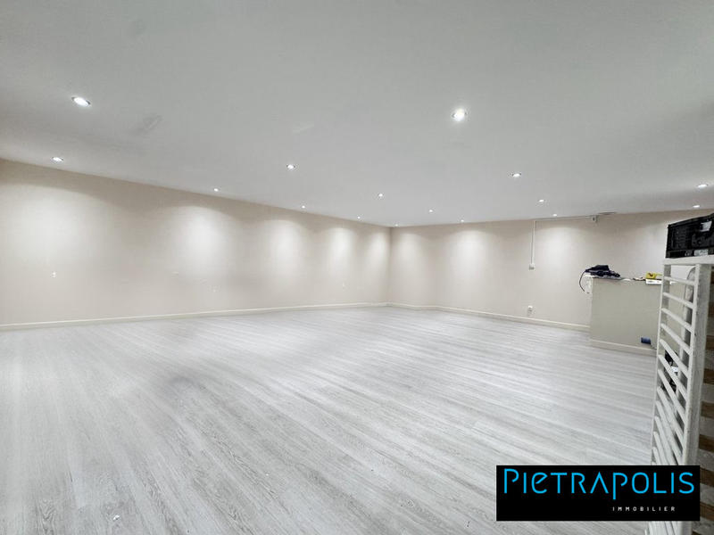 Maison - 104 m² - 4 pièces