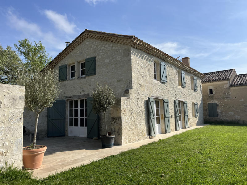 Maison - 154 m² - 5 pièces