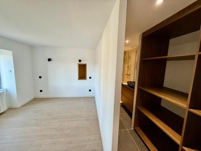 Appartement - 61 m² - 2 pièces
