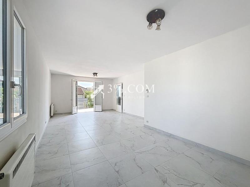 Maison - 122 m² - 5 pièces