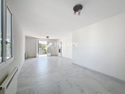 Maison - 122 m² - 5 pièces