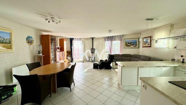 Maison jumelée - 118 m² - 5 pièces