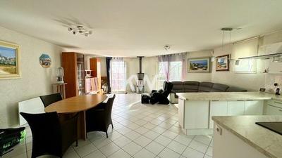 Maison jumelée - 118 m² - 5 pièces