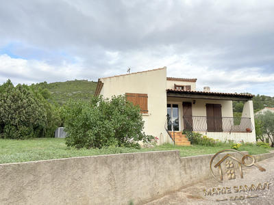 Maison traditionnelle - 220 m² - 7 pièces