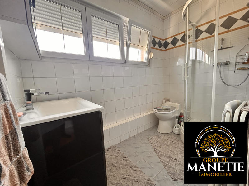 Maison - 82 m² - 6 pièces