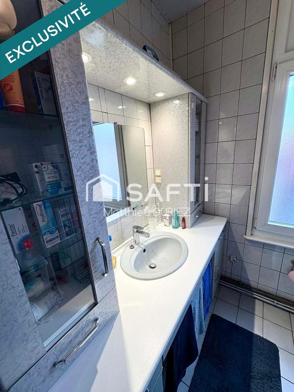 Maison - 130 m² - 9 pièces