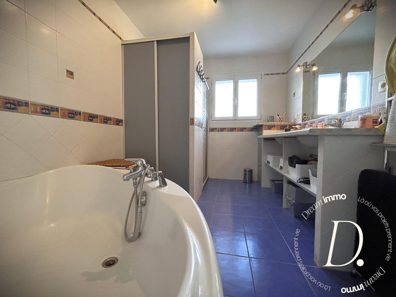 Maison - 162 m² - 5 pièces