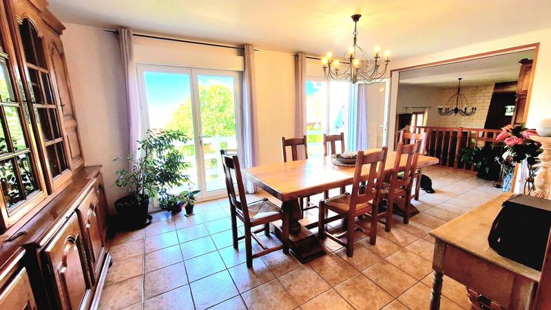 Maison - 115 m² - 6 pièces