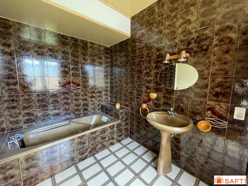 Maison - 290 m² - 13 pièces