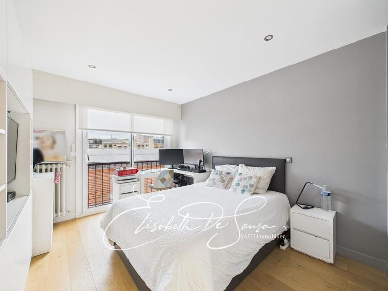 Appartement - 93 m² - 4 pièces