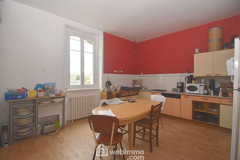 Immeuble - 285 m² - 12 pièces