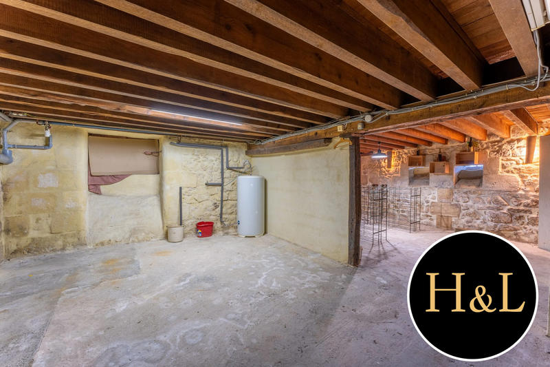 Maison ancienne - 187 m² - 6 pièces