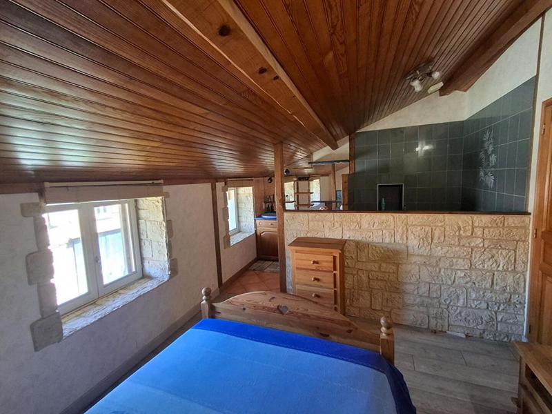 Maison - 260 m² - 6 pièces