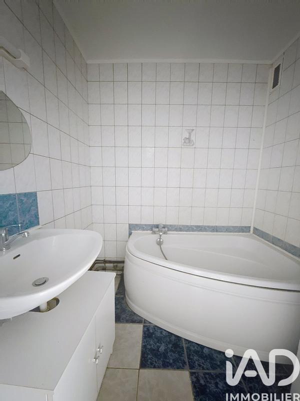 Maison - 175 m² - 12 pièces