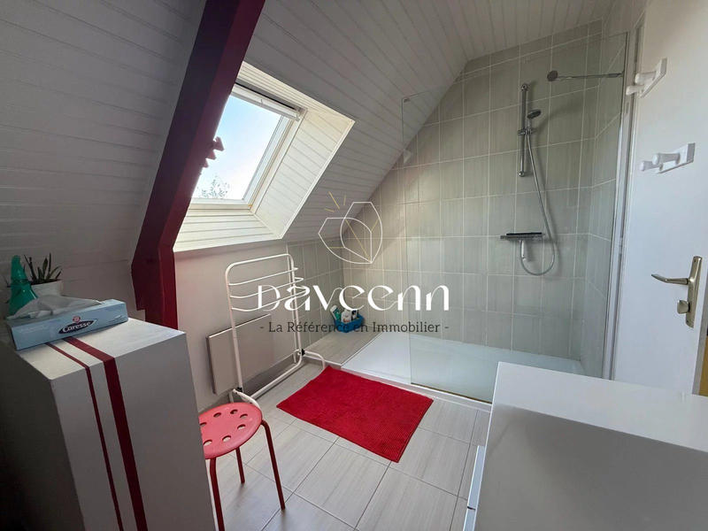 Maison traditionnelle - 130 m² - 6 pièces