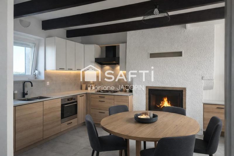 Maison - 130 m² - 8 pièces