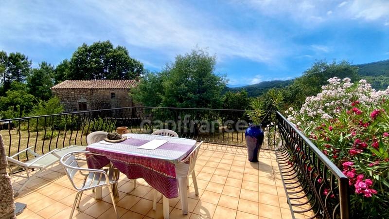 Maison en pierre - 72 m² - 4 pièces