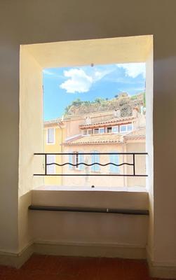 Maison de village - 100 m² - 6 pièces