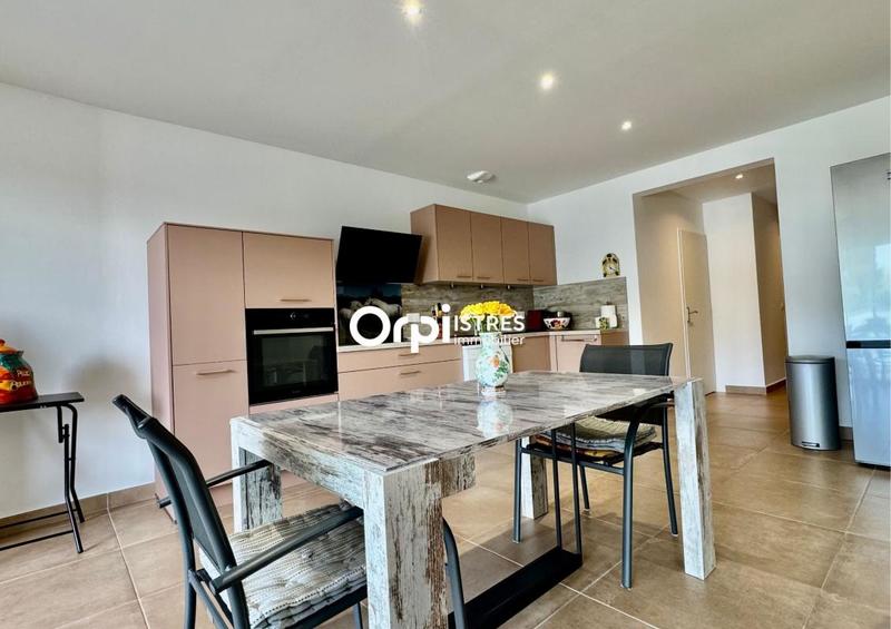 Appartement - 100 m² - 3 pièces