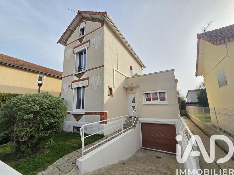 Maison de ville - 107 m² - 4 pièces
