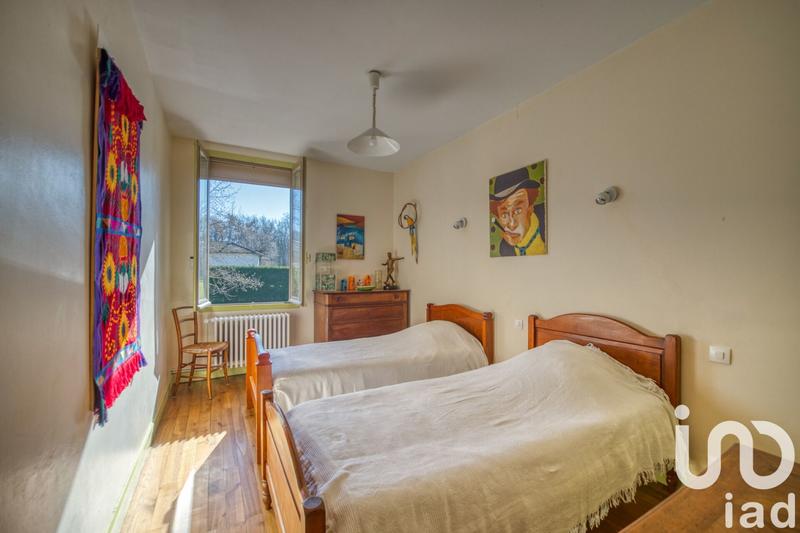 Maison - 365 m² - 12 pièces