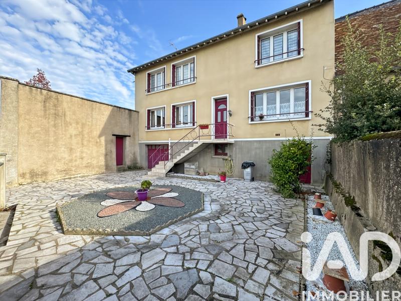 Maison - 139 m² - 6 pièces