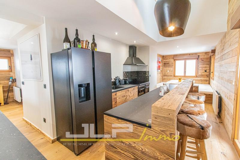 Châlet - 203 m² - 5 pièces