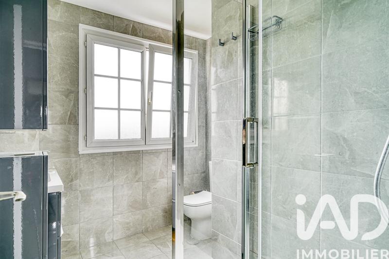 Maison - 96 m² - 5 pièces