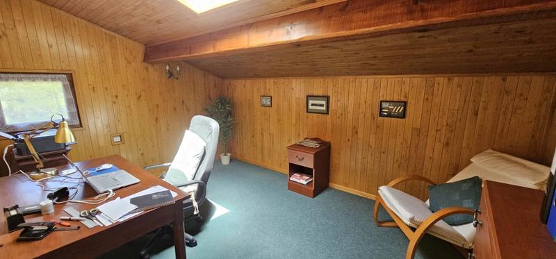 Maison - 212 m² - 9 pièces