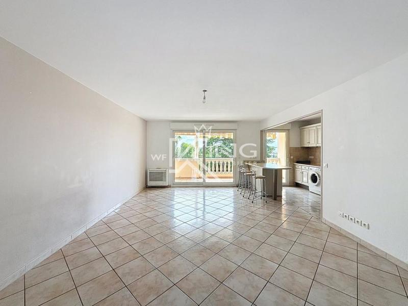 Appartement - 94 m² - 4 pièces