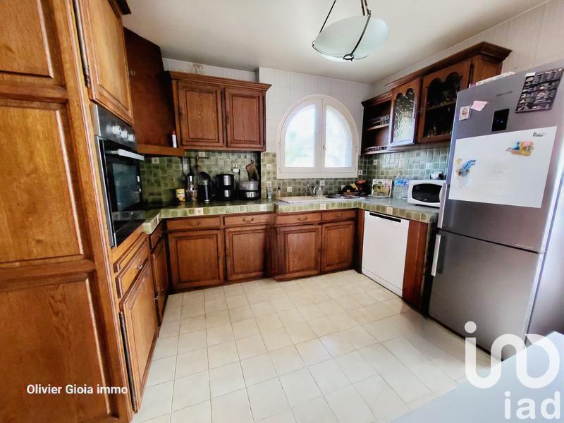 Maison - 260 m² - 10 pièces