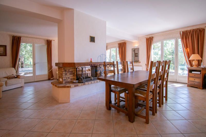 Bastide - 181 m² - 9 pièces