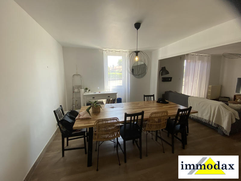 Appartement - 80 m² - 3 pièces