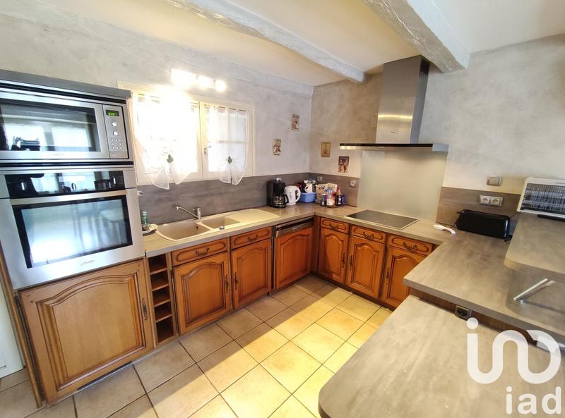 Maison - 228 m² - 8 pièces